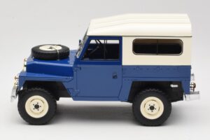 Land Rover Lightweight Series III Tummansininen BoS Models 1:18 BOS382 Hartsi — kuva 3 / 6