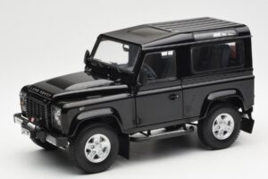 Land Rover Defender 90 Santorini Musta Metallinen Kyosho 1:18 08901BK Metalli