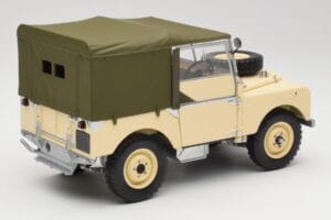Land Rover Series I 88 Sand Beige Matta Minichamps 1:18 150168905 Metalli — kuva 3 / 8
