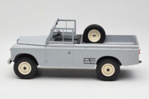 Land Rover Series II 109 Pickup Harmaa MCG 1:18 MCG18092 Metalli — kuva 3 / 6