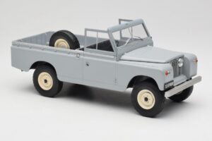 Land Rover Series II 109 Pickup Harmaa MCG 1:18 MCG18092 Metalli — kuva 4 / 6
