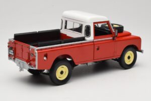 Land Rover Series I 109 Pickup Punainen Eagle Collectibles 1:18 440500 Metalli — kuva 3 / 8