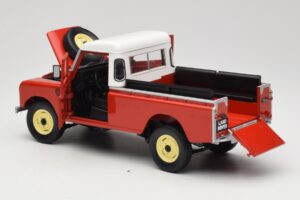Land Rover Series I 109 Pickup Punainen Eagle Collectibles 1:18 440500 Metalli — kuva 5 / 8