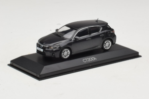 Lexus CT200h Grey Metallic Minichamps 1:43 LEXUS001 Metalli — kuva 2 / 5