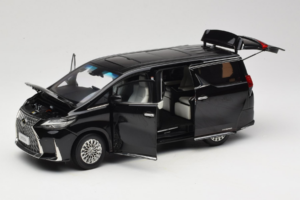 Lexus LM300h Musta Kyosho 1:18 08963BK Metalli — kuva 2 / 8