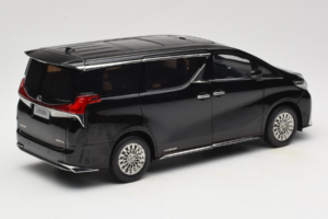 Lexus LM300h Musta Kyosho 1:18 08963BK Metalli — kuva 3 / 8