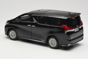 Lexus LM300h Musta Kyosho 1:18 08963BK Metalli — kuva 7 / 8