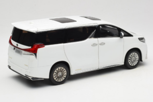 Lexus LM300h White Pearl Kyosho 1:18 08963WP Metalli — kuva 3 / 8