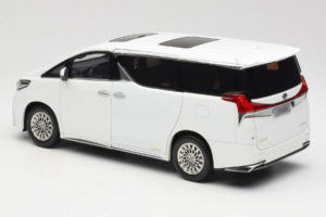 Lexus LM300h White Pearl Kyosho 1:18 08963WP Metalli — kuva 7 / 8
