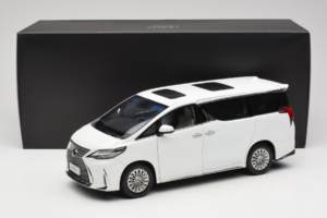 Lexus LM300h White Pearl Kyosho 1:18 08963WP Metalli — kuva 8 / 8