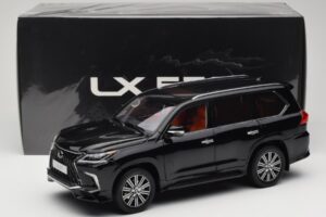 Lexus LX570 J200 Musta LCD 1:18 LCD18010-BL Metalli — kuva 8 / 8
