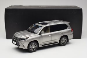 Lexus LX570 Sonic Titaani Kyosho 1:18 08955T Metalli — kuva 8 / 8