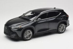 Lexus NX450h+ AZ20 Musta Kyosho 1:18 08968GBK Hartsi