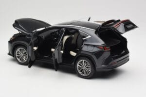 Lexus NX450h+ AZ20 Musta Kyosho 1:18 08968GBK Hartsi — kuva 5 / 8