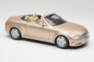 Lexus SC430 Beige Maisto 1:18 31629 Metalli — kuva 6 / 8