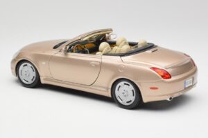 Lexus SC430 Beige Maisto 1:18 31629 Metalli — kuva 7 / 8