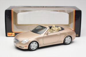 Lexus SC430 Beige Maisto 1:18 31629 Metalli — kuva 8 / 8
