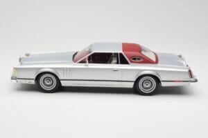 Lincoln Continental Mark V Coupe Hopea BoS Models 1:18 BOS084 Hartsi — kuva 3 / 6