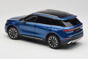 Lincoln Corsair Sininen OEM 1:18 LINCOLN001 Metalli — kuva 7 / 8