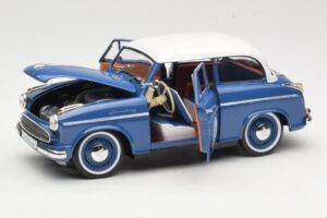 Lloyd Alexander TS #234 Sininen Revell 1:18 08463 Metalli — kuva 2 / 8