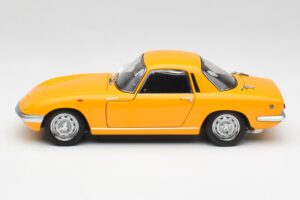 Lotus Elan S/E Racing Keltainen AUTOart 1:18 75352 Metalli — kuva 4 / 8