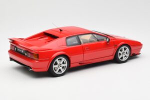 Lotus Esprit V8 Punainen AUTOart 1:18 75311 Metalli — kuva 3 / 8