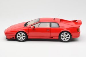 Lotus Esprit V8 Punainen AUTOart 1:18 75311 Metalli — kuva 4 / 8