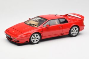 Lotus Esprit V8 Punainen AUTOart 1:18 75311 Metalli