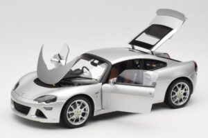 Lotus Europa S Hopea AUTOart 1:18 75366 Metalli — kuva 2 / 8