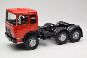 MAN 16304 F7 Punainen Road Kings 1:18 RK180053 Metalli