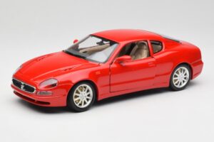 Maserati 3200 GT Rosso Mondiale Bburago 1:18 3341-M1 Metalli