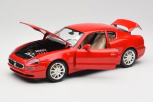 Maserati 3200 GT Punainen Erikoiskokoelma Bburago 1:18 30071 Metalli — kuva 2 / 8