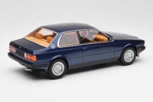 Maserati Biturbo Coupe Tummansininen Metallic Minichamps 1:18 107123500 Metalli — kuva 2 / 6