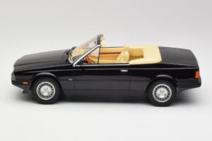 Maserati BiTurbo Spyder Musta Minichamps 1:18 107123531 Hartsi — kuva 3 / 6