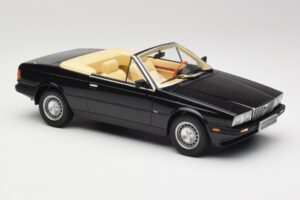 Maserati BiTurbo Spyder Musta Minichamps 1:18 107123531 Hartsi — kuva 4 / 6