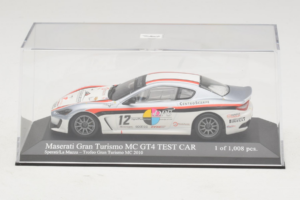 Maserati GranTurismo MC GT4 #12 Sperati / La Mazza Maserati MC 2010 Minichamps 1:43 400101212 Metalli — kuva 4 / 5