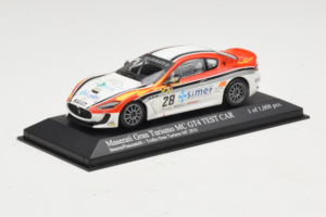 Maserati GranTurismo MC GT4 #28 Smurra / Piancastelli Maserati MC 2010 Minichamps 1:43 400101228 Metalli — kuva 2 / 5