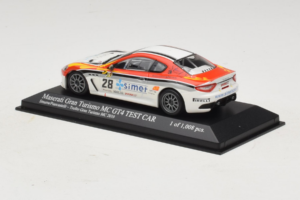 Maserati GranTurismo MC GT4 #28 Smurra / Piancastelli Maserati MC 2010 Minichamps 1:43 400101228 Metalli — kuva 3 / 5