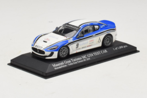 Maserati GranTurismo MC GT4 #9 Moncada / Petrini Maserati MC 2010 Minichamps 1:43 400101209 Metalli — kuva 2 / 5