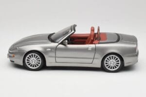 Maserati 4200 GT Spyder Harmaa Bburago 1:18 18-12019 Metalli — kuva 4 / 8