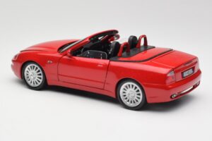Maserati GT Spyder Punainen Bburago 1:18 34097 Metalli — kuva 5 / 8