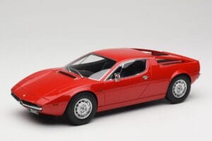 Maserati Merak Punainen Minichamps 1:18 107123761 Hartsi