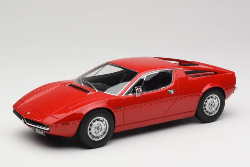 Maserati Merak Punainen Minichamps 1:18 107123761 Hartsi