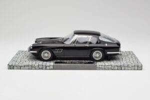 Maserati Mistral Musta Minichamps 1:18 107123421 Hartsi — kuva 3 / 6