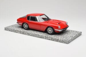 Maserati Mistral Punainen Minichamps 1:18 107123422 Hartsi — kuva 4 / 6