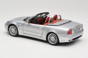 Maserati Spyder Hopea Maisto 1:18 31667 Metalli — kuva 7 / 8