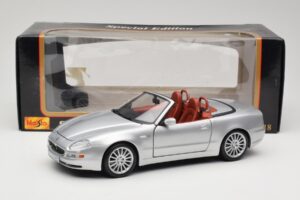 Maserati Spyder Hopea Maisto 1:18 31667 Metalli — kuva 8 / 8