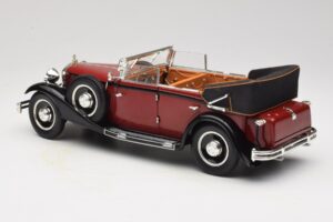 Maybach DS8 Zeppelin Punainen Anson 1:18 30413 Metalli — kuva 7 / 8