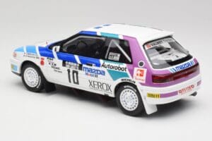 Mazda 323 GTX #10 T. Makinen / S. Harjanne 1000 Lakes Rally 1991 Otto 1:18 OT1099 Hartsi — kuva 5 / 6