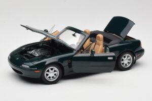 Mazda MX-5 NA Emerald Green Gate 1:18 01017 Metalli — kuva 2 / 8